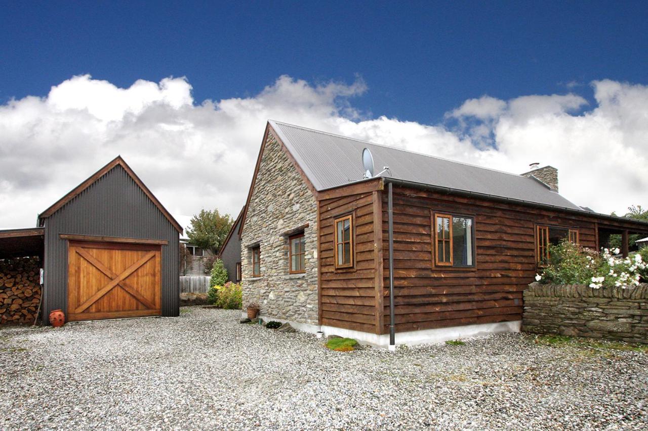 Maytime Cottage - Arrowtown Holiday Home Bagian luar foto